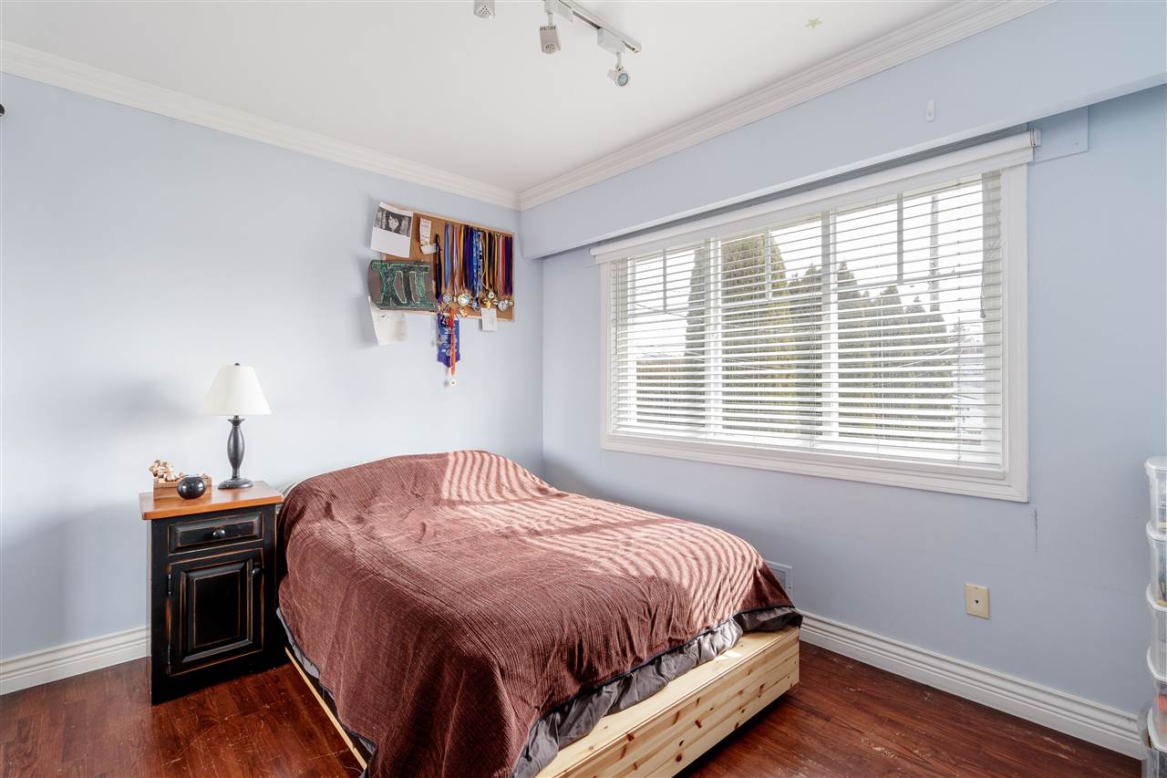 4636 Alpha Dr, Burnaby 13