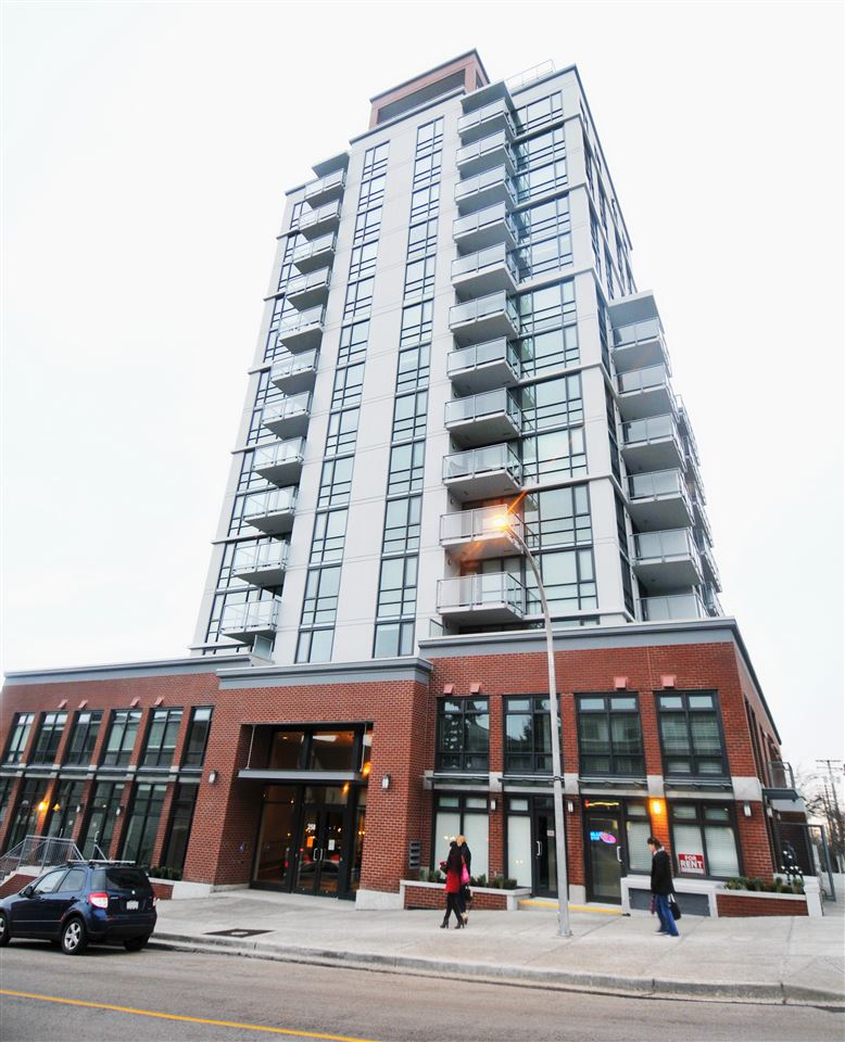 805 258 Sixth Street, New Westminster 2