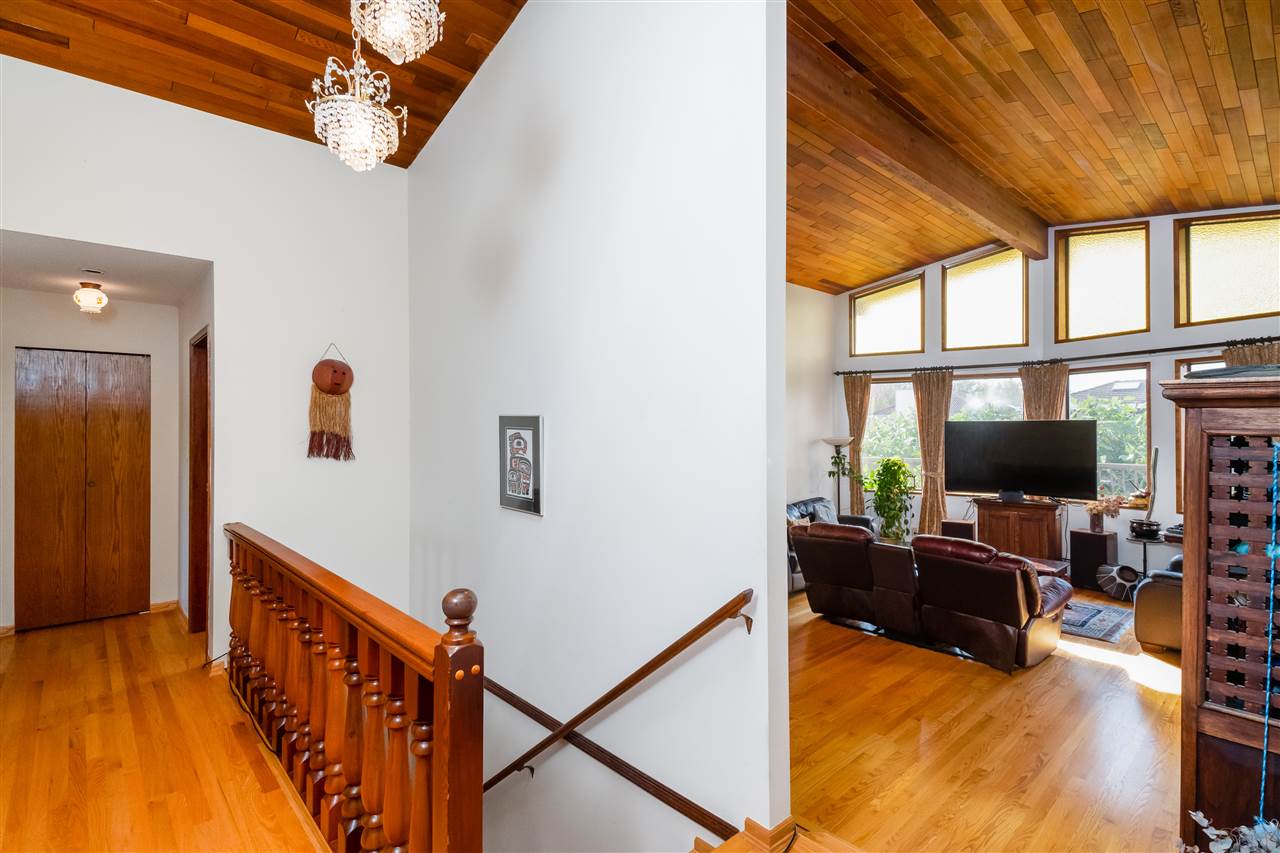 2475 E 54th Ave, Vancouver 17