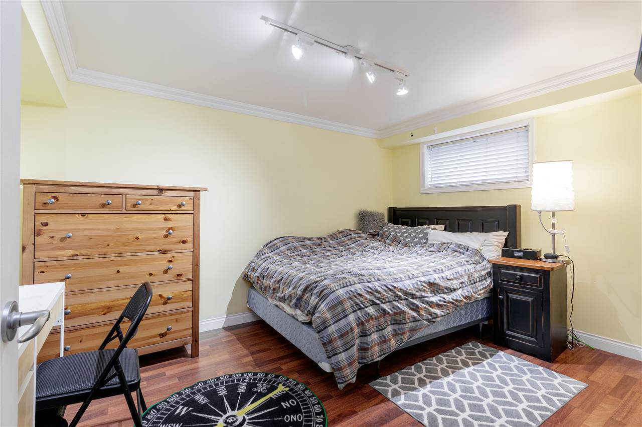 4636 Alpha Dr, Burnaby 20