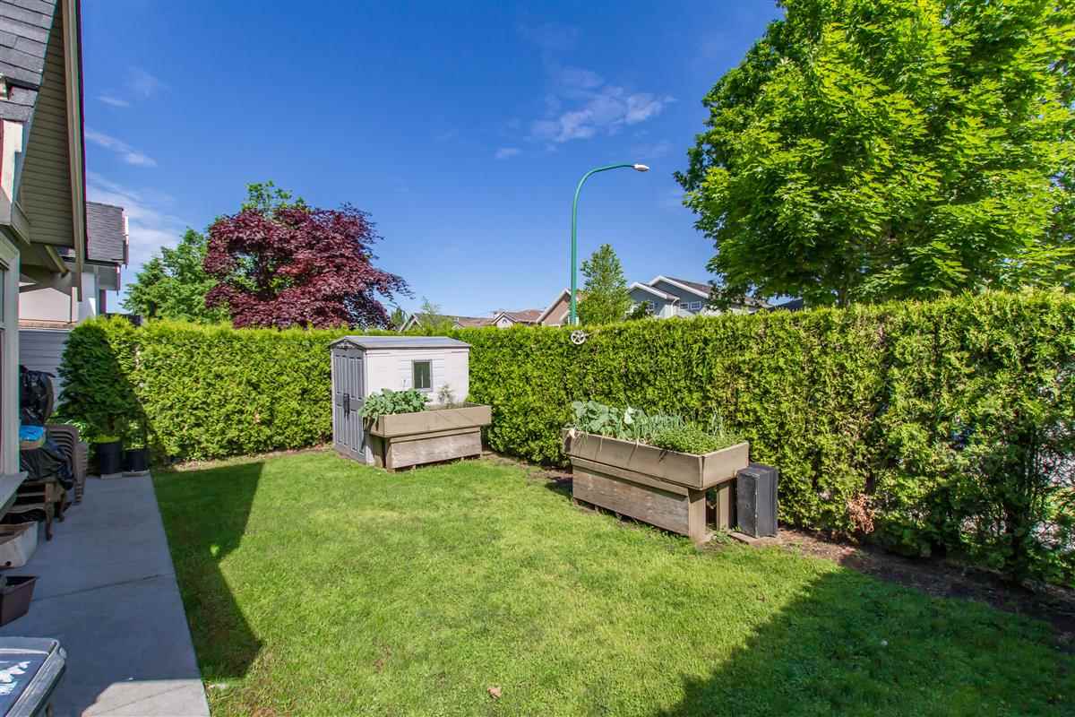 555 Carleton Ave, Burnaby 28