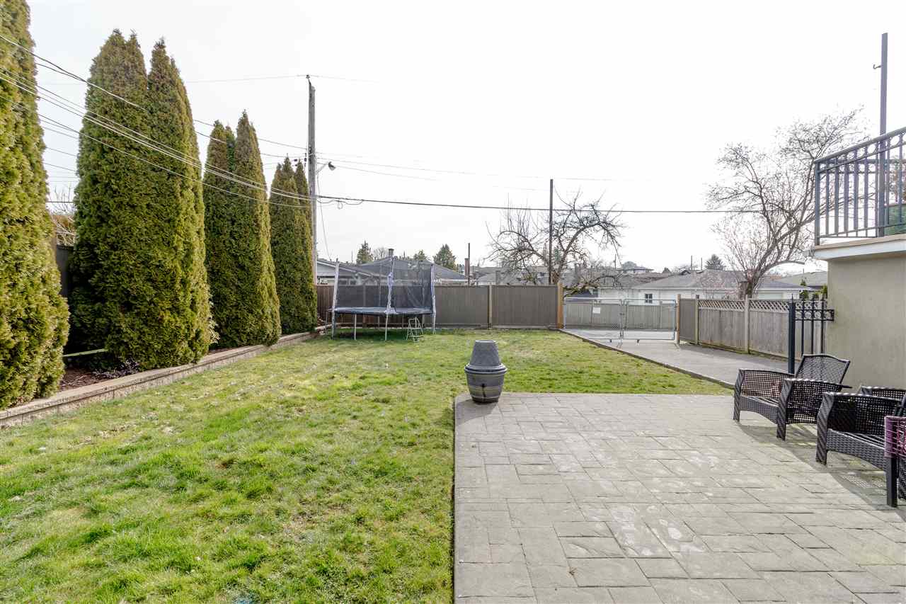 4636 Alpha Dr, Burnaby 11