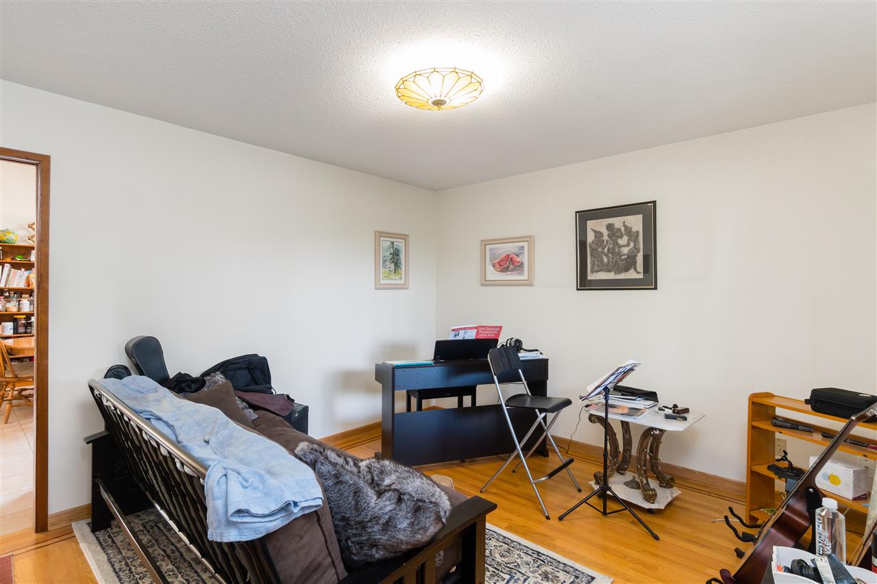 2475 E 54th Ave, Vancouver 5