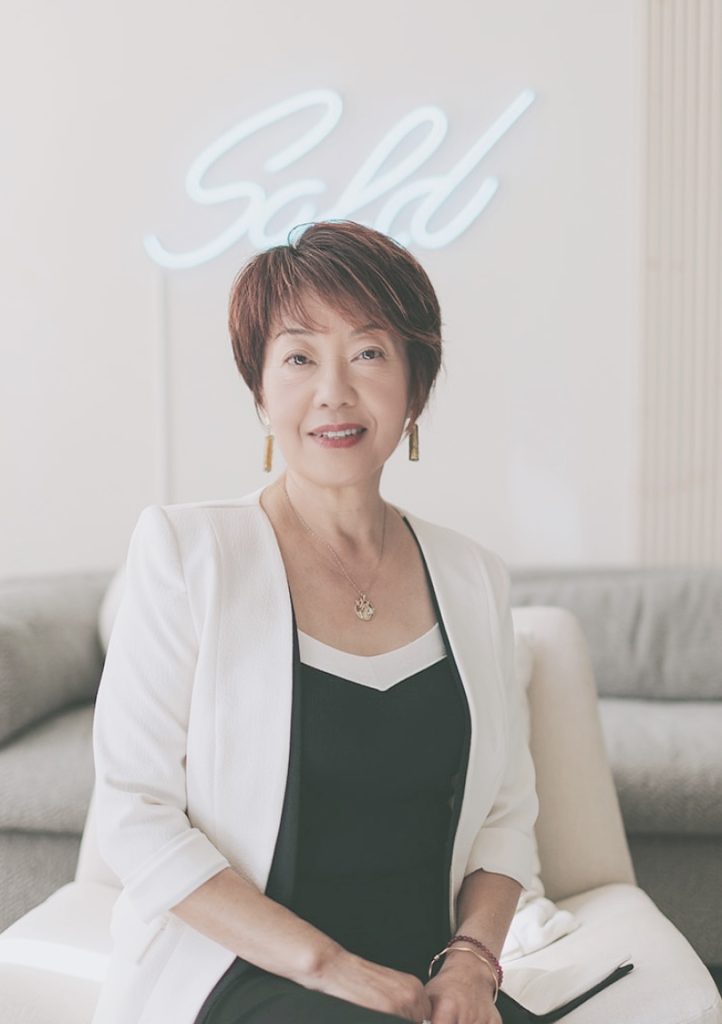 Angela Xu 
