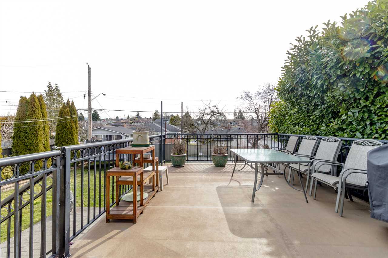 4636 Alpha Dr, Burnaby 9