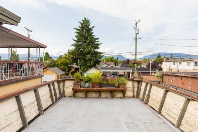 2521 Napier St, Vancouver 10