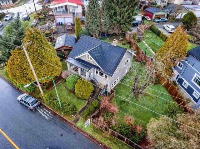 3801 Napier St, Burnaby
