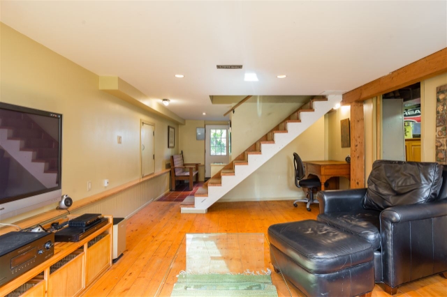 3801 Napier St, Burnaby 11