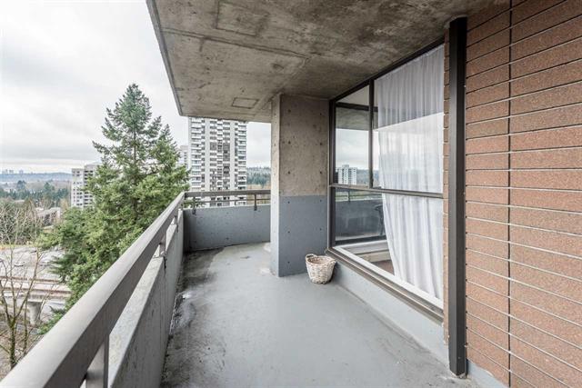 1205 3771 Bartlett Court, Burnaby 6