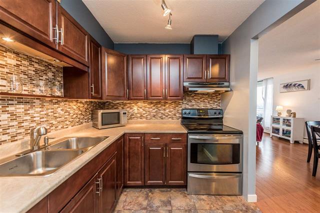 1205 3771 Bartlett Court, Burnaby 16