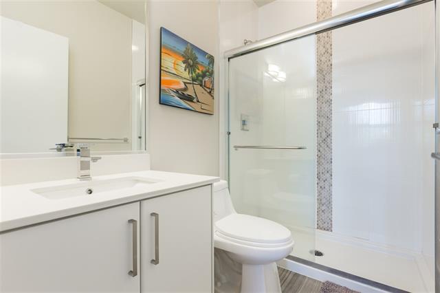 306 388 Kootenay St, Vancouver 11