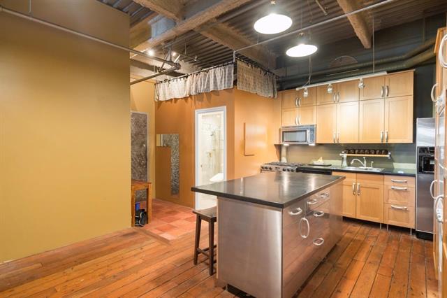 309 272 E 4th Ave, Vancouver 10