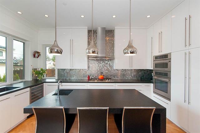 33 W 22nd Ave, Vancouver 15