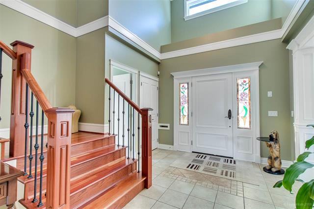 3689 Lynndale Cres, Burnaby 2