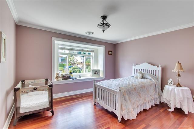 3689 Lynndale Cres, Burnaby 15
