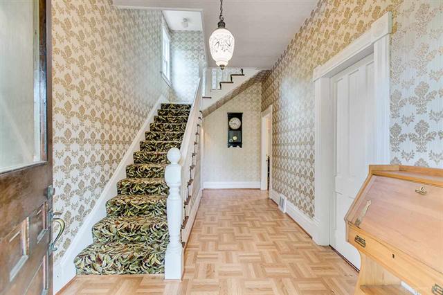 510 ST. George St, New Westminster 2