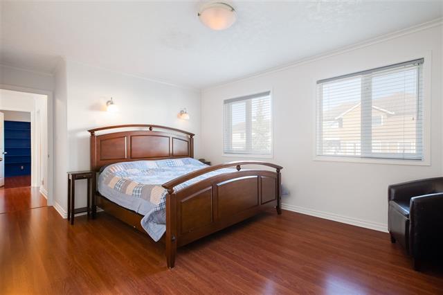 7337 Curtis St, Burnaby 9
