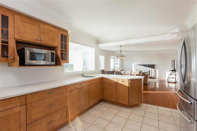 7337 Curtis St, Burnaby 7