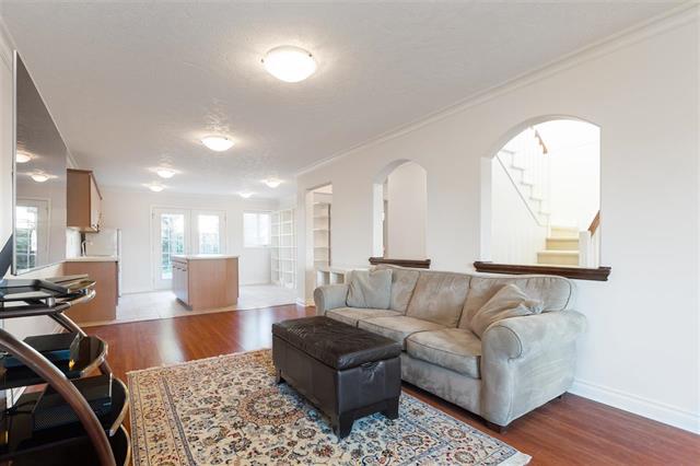 7337 Curtis St, Burnaby 15