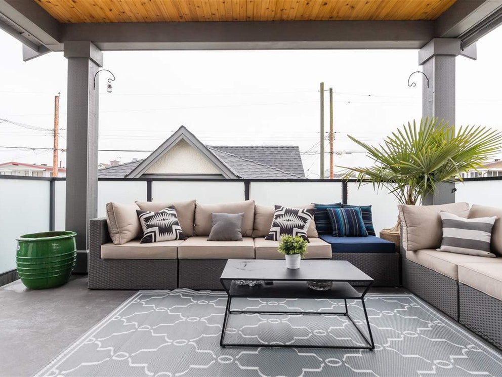 588 Madison Ave, Burnaby 18