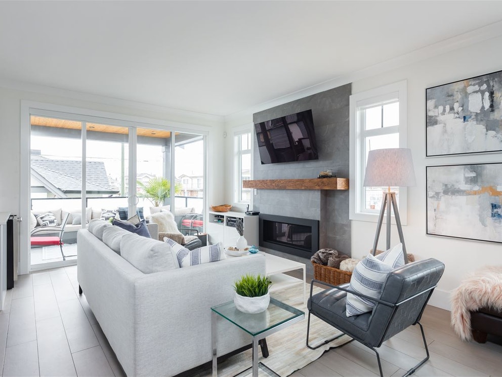 588 Madison Ave, Burnaby 3