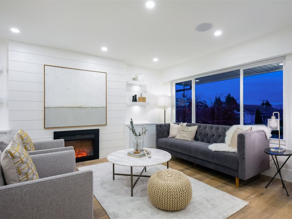 11 Howard Ave, Burnaby 33
