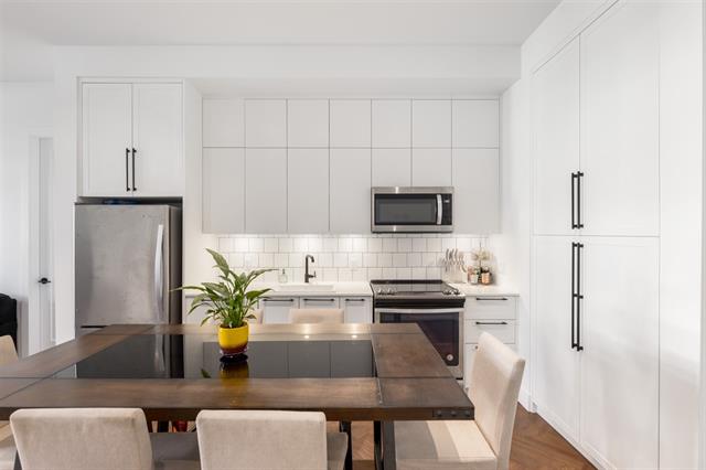 119 14968 101A Ave, North Surrey 10