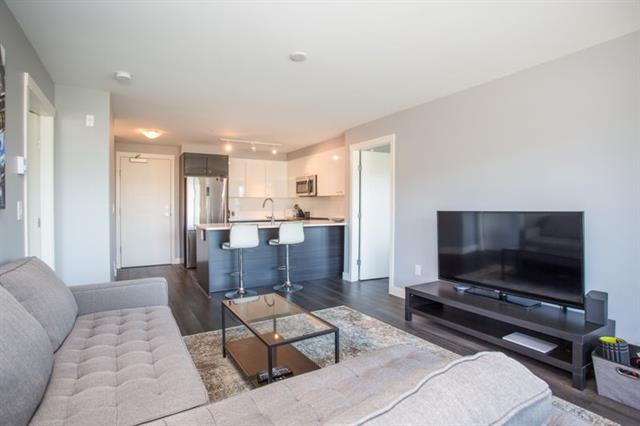 212 2525 Clarke St, Port Moody 11