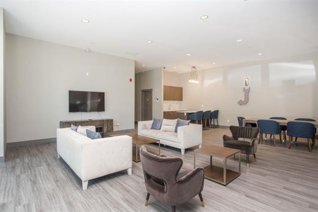 212 2525 Clarke St, Port Moody 22