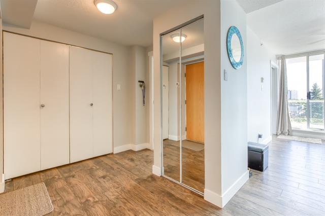 403 14820 104 Avenue, North Surrey 14