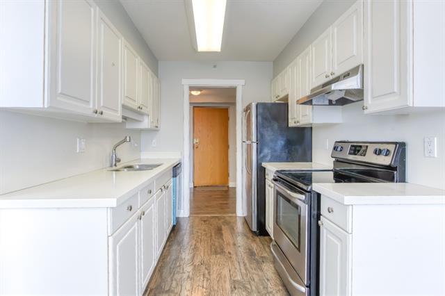 403 14820 104 Avenue, North Surrey 8