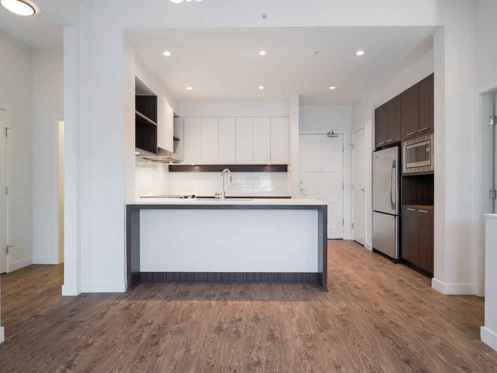 412 545 Foster Ave, Coquitlam 9