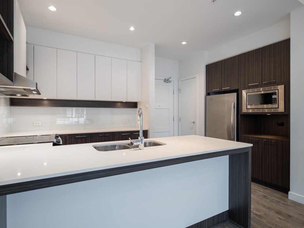 412 545 Foster Ave, Coquitlam 10