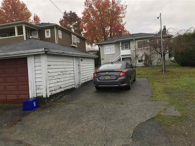 4446 Parker St, Burnaby 4