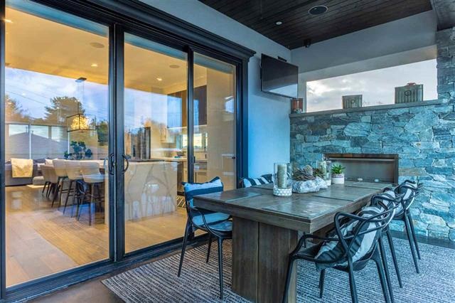 4207 Graveley St, Burnaby 24