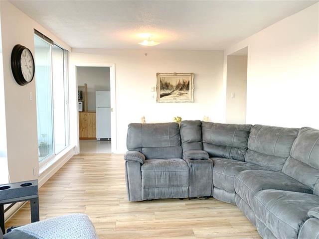 704 14820 104 Avenue, North Surrey 12