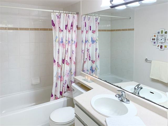 704 14820 104 Avenue, North Surrey 13