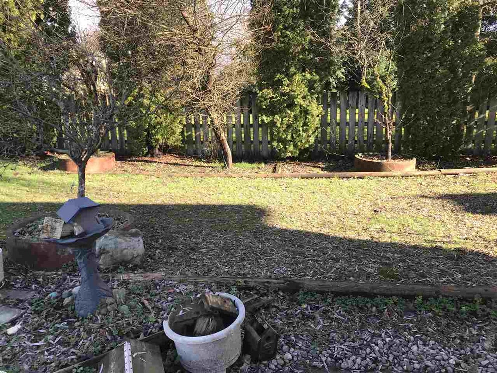 5263 Woodsworth St, Burnaby 3