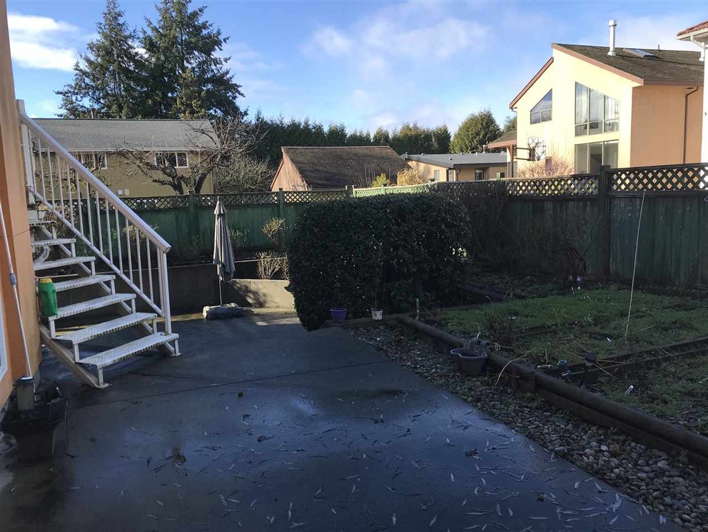 5263 Woodsworth St, Burnaby 4
