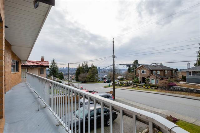 220 N Grosvenor Ave, Burnaby 18