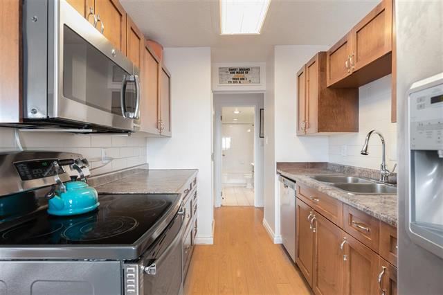 310 5340 Hastings St, Burnaby 14