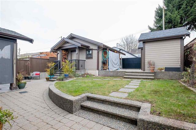 3976 Trinity St, Burnaby 32