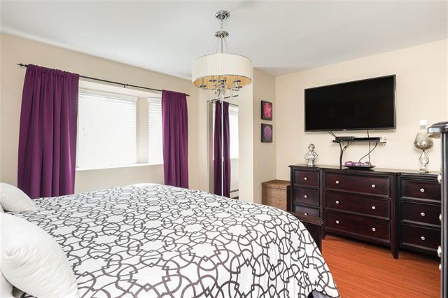 4338 Pandora St, Burnaby 17