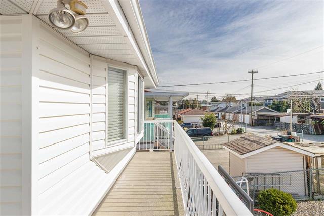 4338 Pandora St, Burnaby 3