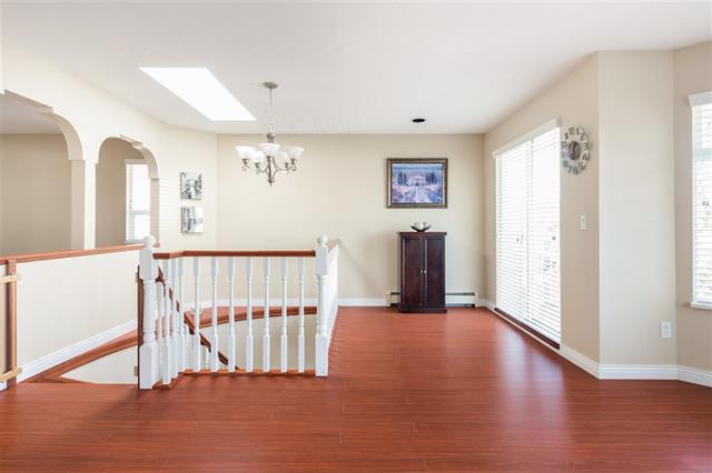 4338 Pandora St, Burnaby 9