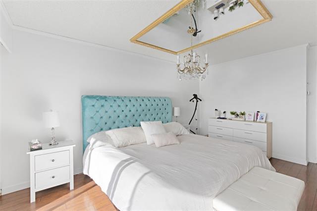 6 2206 Folkstone Way, West Vancouver 17
