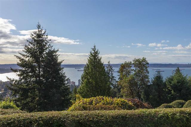 6 2206 Folkstone Way, West Vancouver 2