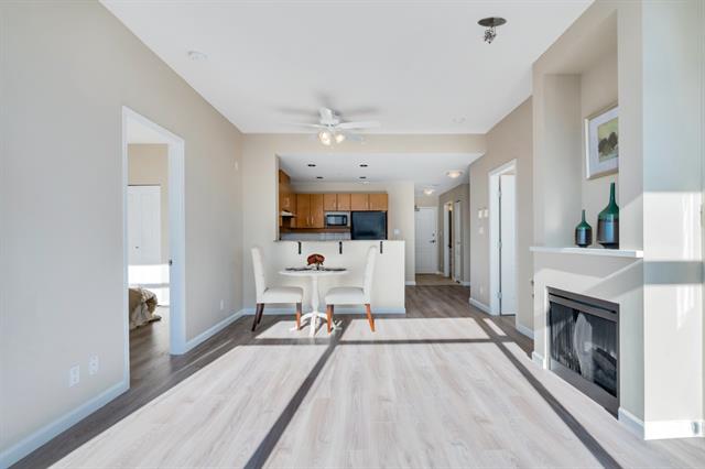 605 9288 University Crescent, Burnaby 12