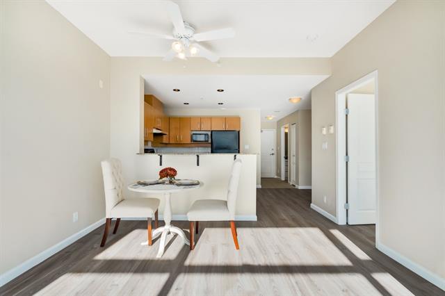 605 9288 University Crescent, Burnaby 13