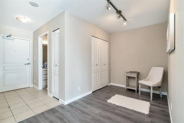 605 9288 University Crescent, Burnaby 15